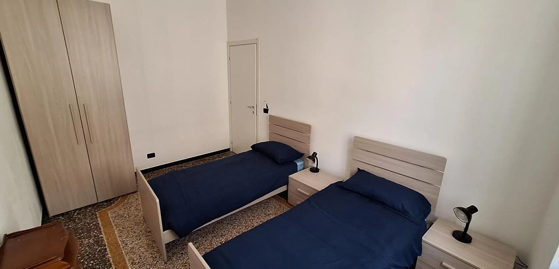 La Casa Dei Gatti Matti Apartment Genoa Italy